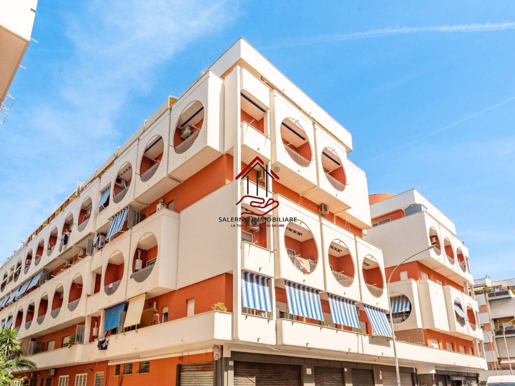 appartamento in vendita a Roma in zona Ostia