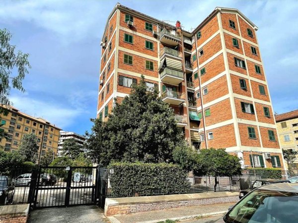 appartamento in vendita a Roma in zona Torre Spaccata