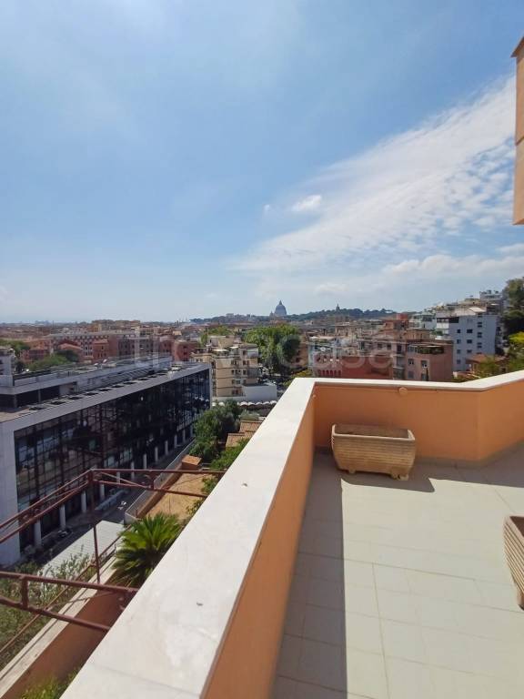 appartamento in vendita a Roma in zona Trionfale