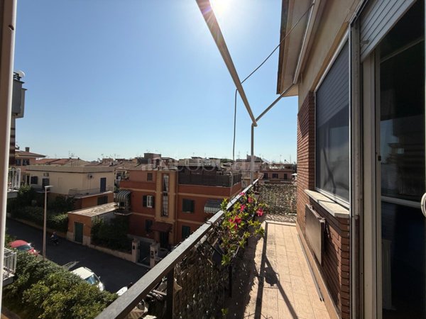 appartamento in vendita a Roma in zona Portuense