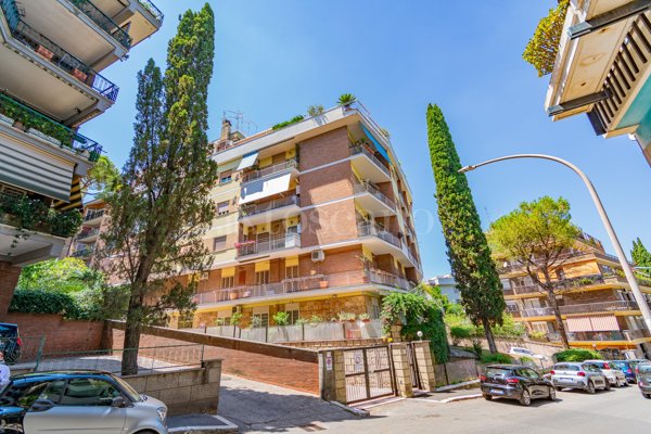 casa indipendente in vendita a Roma in zona Portuense