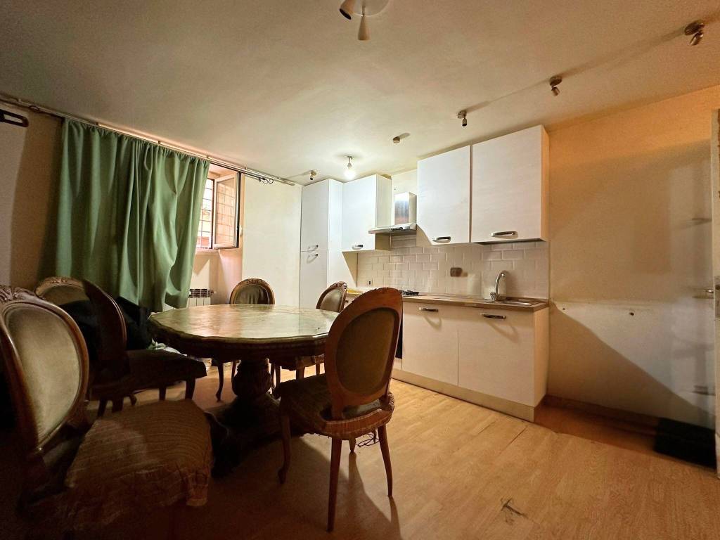 appartamento in vendita a Roma in zona Gianicolense