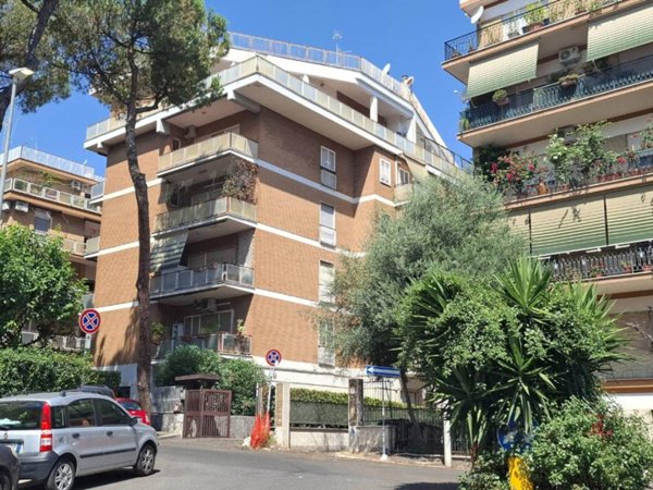 appartamento in vendita a Roma