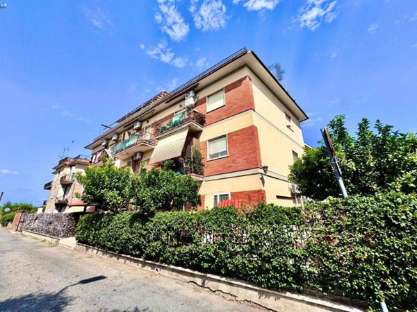 appartamento in vendita a Roma in zona Castel Giubileo