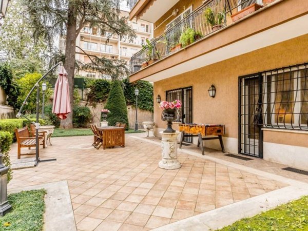 appartamento in vendita a Roma in zona Torrino
