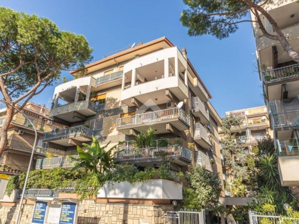 appartamento in vendita a Roma in zona Monte Sacro/Talenti