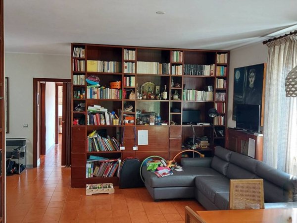 appartamento in vendita a Roma in zona Ostiense