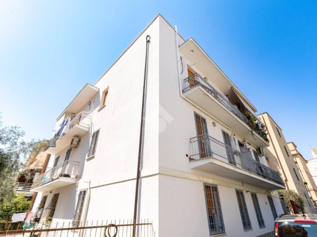 appartamento in vendita a Roma in zona Primavalle