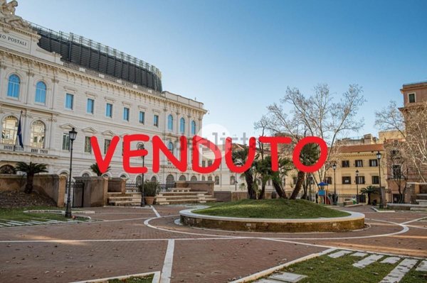 appartamento in vendita a Roma in zona Esquilino