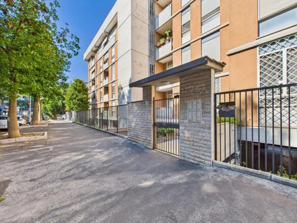 appartamento in vendita a Roma in zona Ostiense