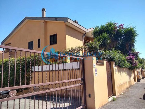 appartamento in vendita a Roma in zona Ostia