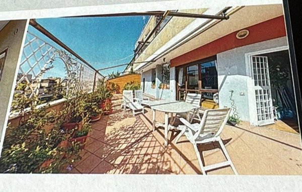 appartamento in vendita a Roma in zona Tor di Quinto