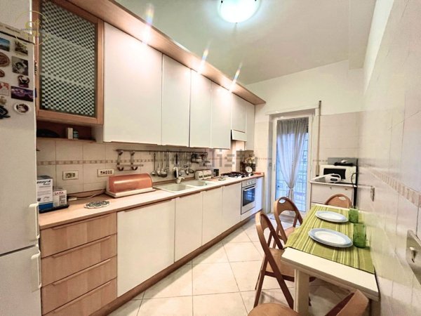 appartamento in vendita a Roma in zona Ostiense
