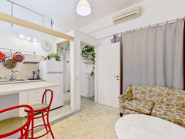 appartamento in vendita a Roma in zona Tuscolano