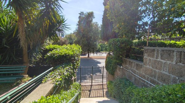 appartamento in vendita a Roma in zona Gianicolense