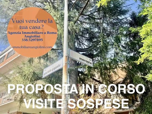 locale commerciale in vendita a Roma in zona Ardeatino