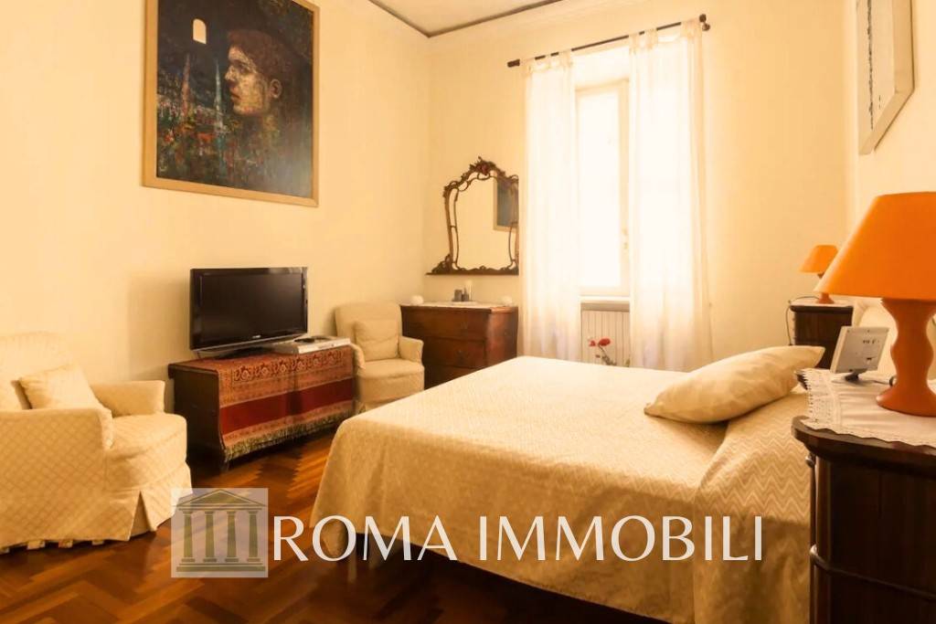 negozio in vendita a Roma in zona Centro Storico