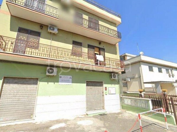 appartamento in vendita a Roma in zona Torre Angela