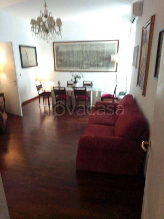 appartamento in vendita a Roma in zona Ludovisi/Sallustiano