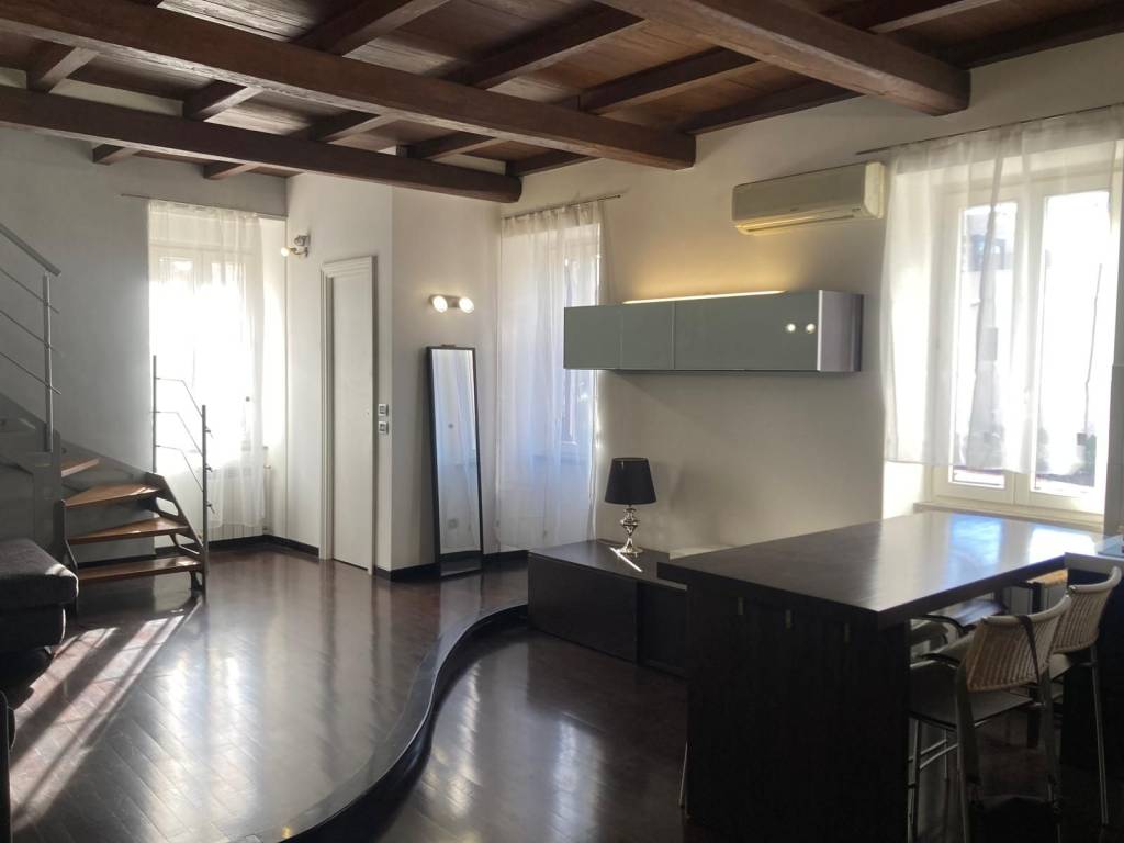 appartamento in vendita a Roma in zona Appio Claudio