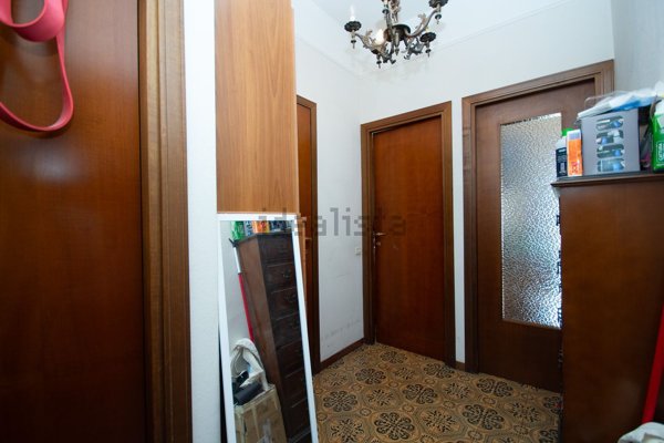 appartamento in vendita a Roma in zona Ostiense