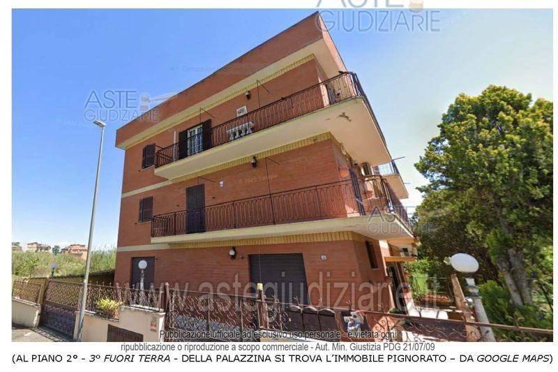appartamento in vendita a Roma in zona Tor Bella Monaca
