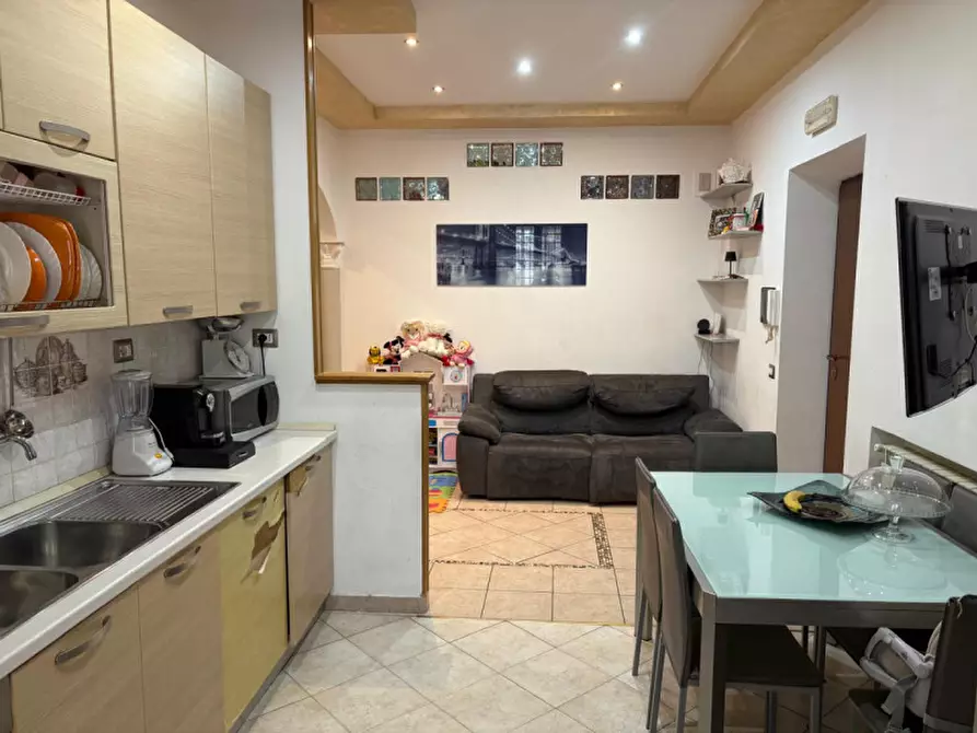 appartamento in vendita a Roma in zona Lunghezza