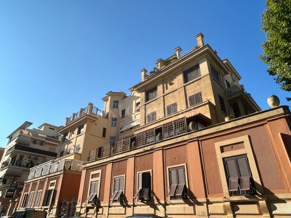appartamento in vendita a Roma in zona Ostia