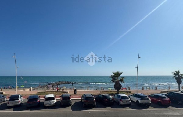 appartamento in vendita a Roma in zona Ostia