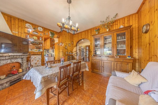 appartamento in vendita a Roma in zona Castelverde
