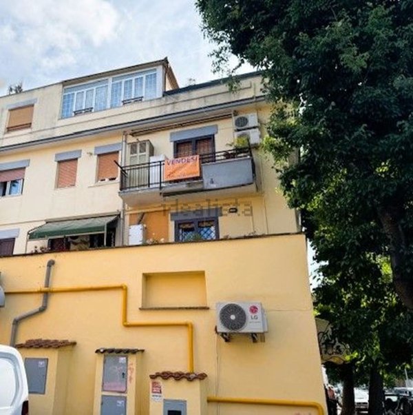 appartamento in vendita a Roma in zona Acilia