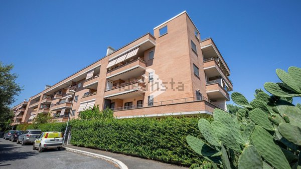 appartamento in vendita a Roma in zona Ponte di Nona