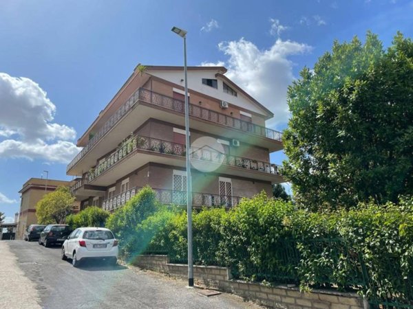 appartamento in vendita a Roma in zona Tor Vergata/Torrenova
