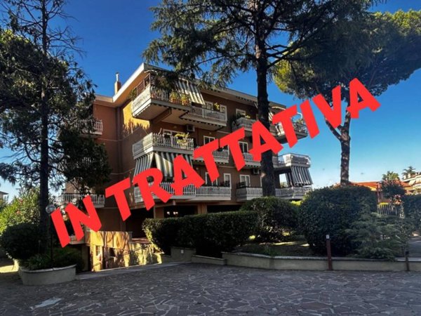 appartamento in vendita a Roma in zona Casal Morena