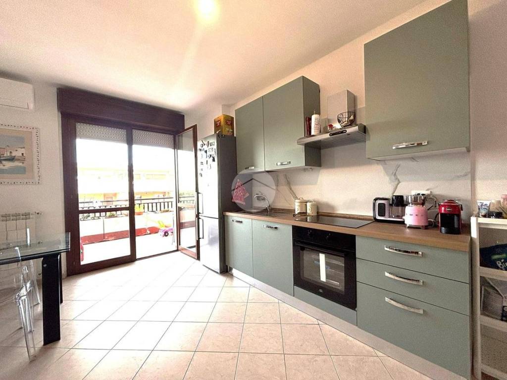 appartamento in vendita a Roma in zona Ponte di Nona
