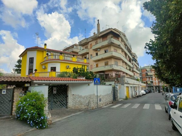 appartamento in vendita a Roma in zona Alessandrino