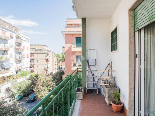 appartamento in vendita a Roma in zona Gianicolense