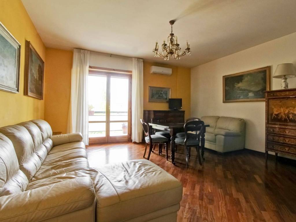 appartamento in vendita a Roma in zona Ponte Mammolo