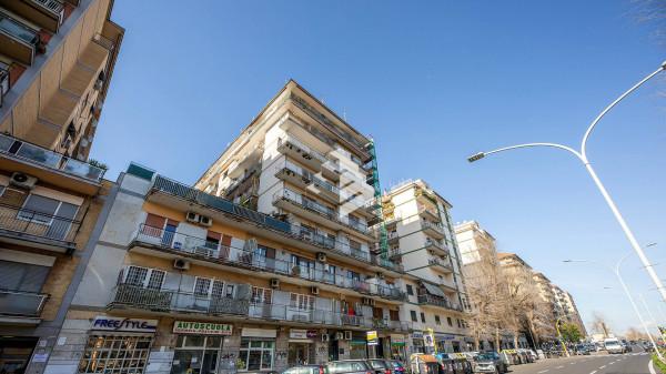 appartamento in vendita a Roma in zona Prenestino-Labicano