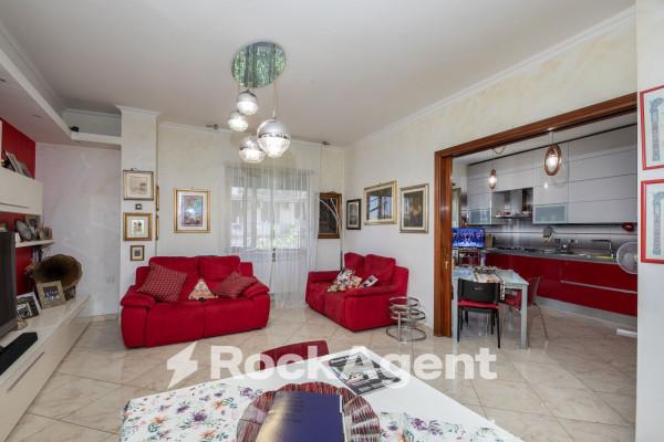 appartamento in vendita a Roma in zona Prenestino-Labicano