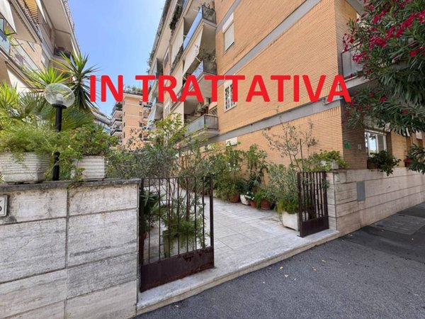 appartamento in vendita a Roma in zona Tor di Quinto