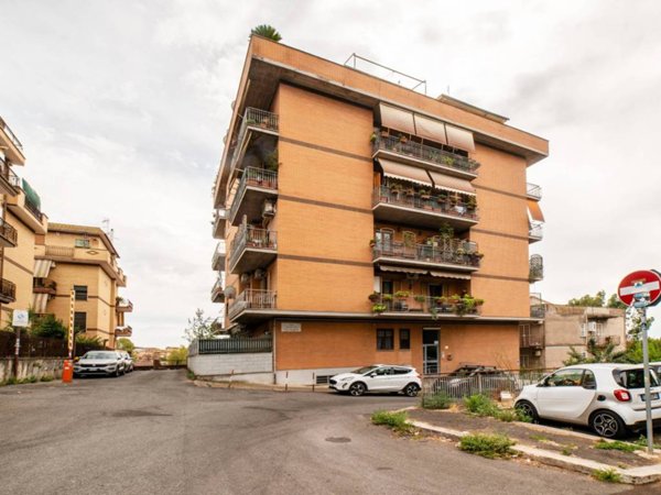 appartamento in vendita a Roma in zona Casal Boccone