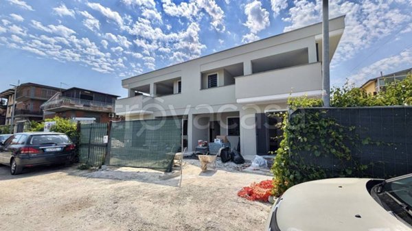 casa indipendente in vendita a Roma in zona Casal Morena