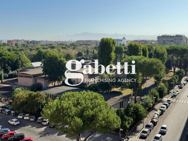 appartamento in vendita a Roma in zona Collatino