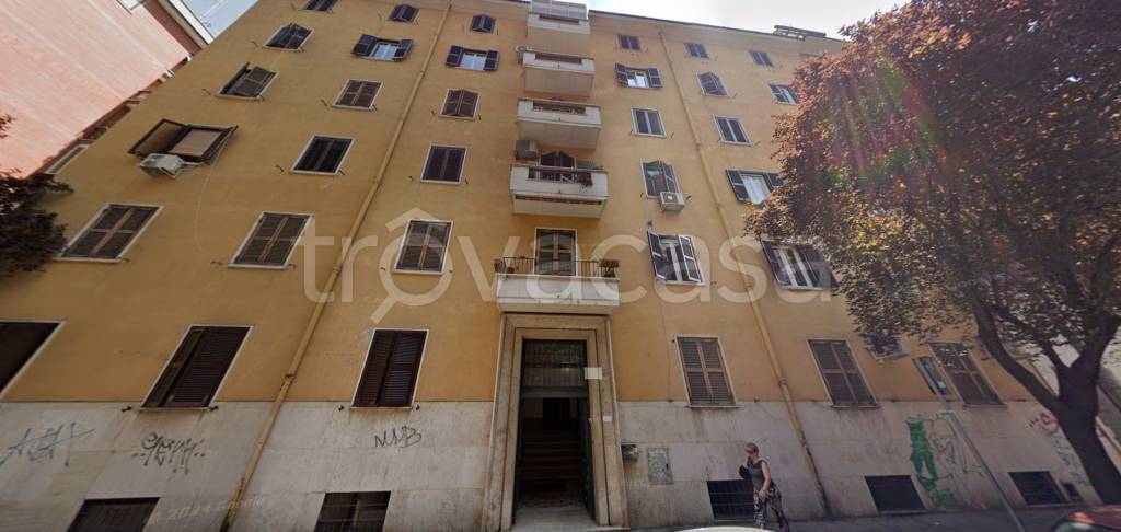 appartamento in vendita a Roma in zona Tuscolano