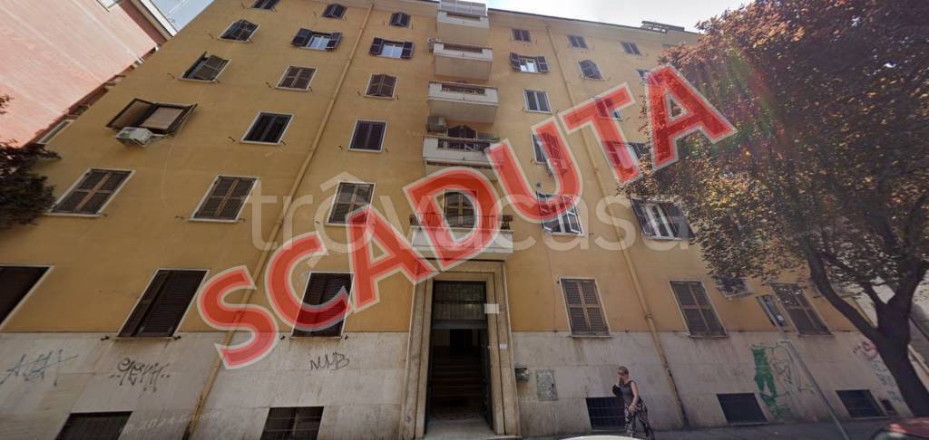 appartamento in vendita a Roma in zona Tuscolano