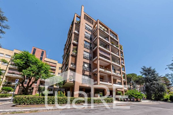 appartamento in vendita a Roma in zona Vigna Murata