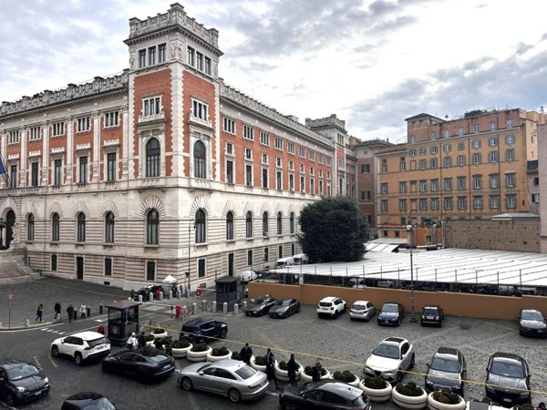 appartamento in vendita a Roma in zona Campo Marzio