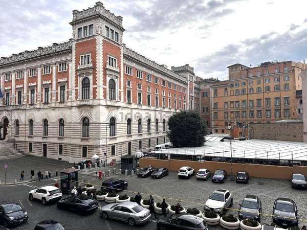 appartamento in vendita a Roma in zona Campo Marzio
