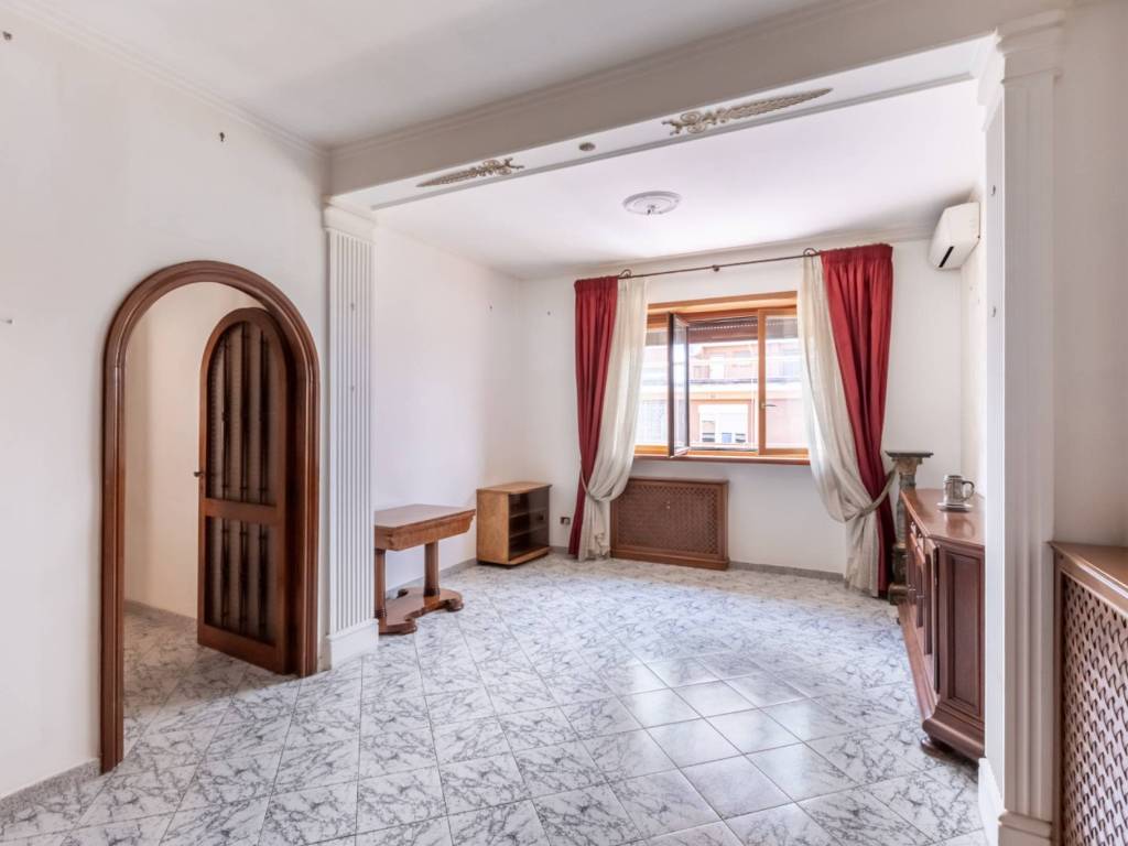appartamento in vendita a Roma in zona Gianicolense